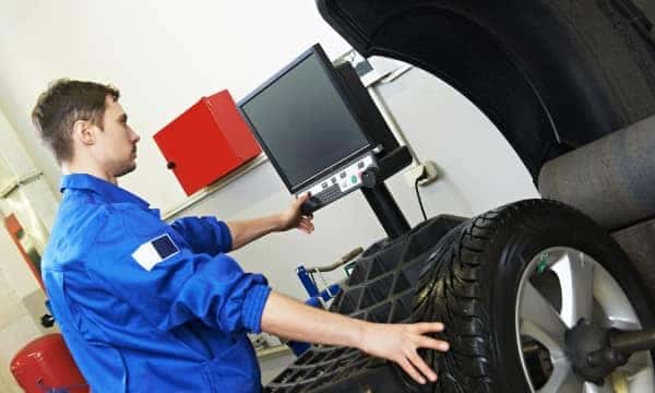 Wheel alignment and online balancing shop near me