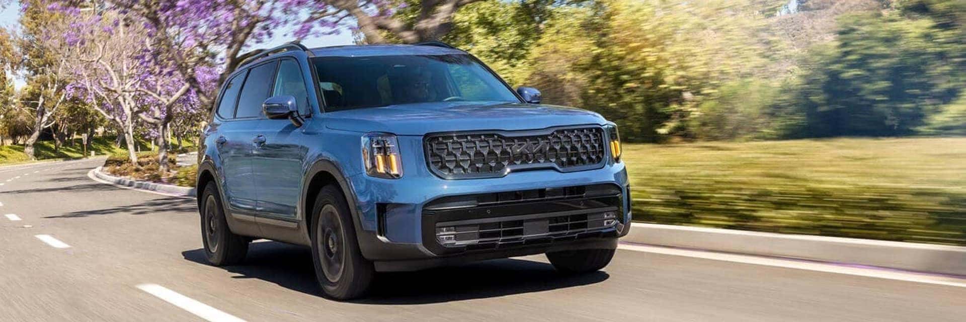 kia telluride driving