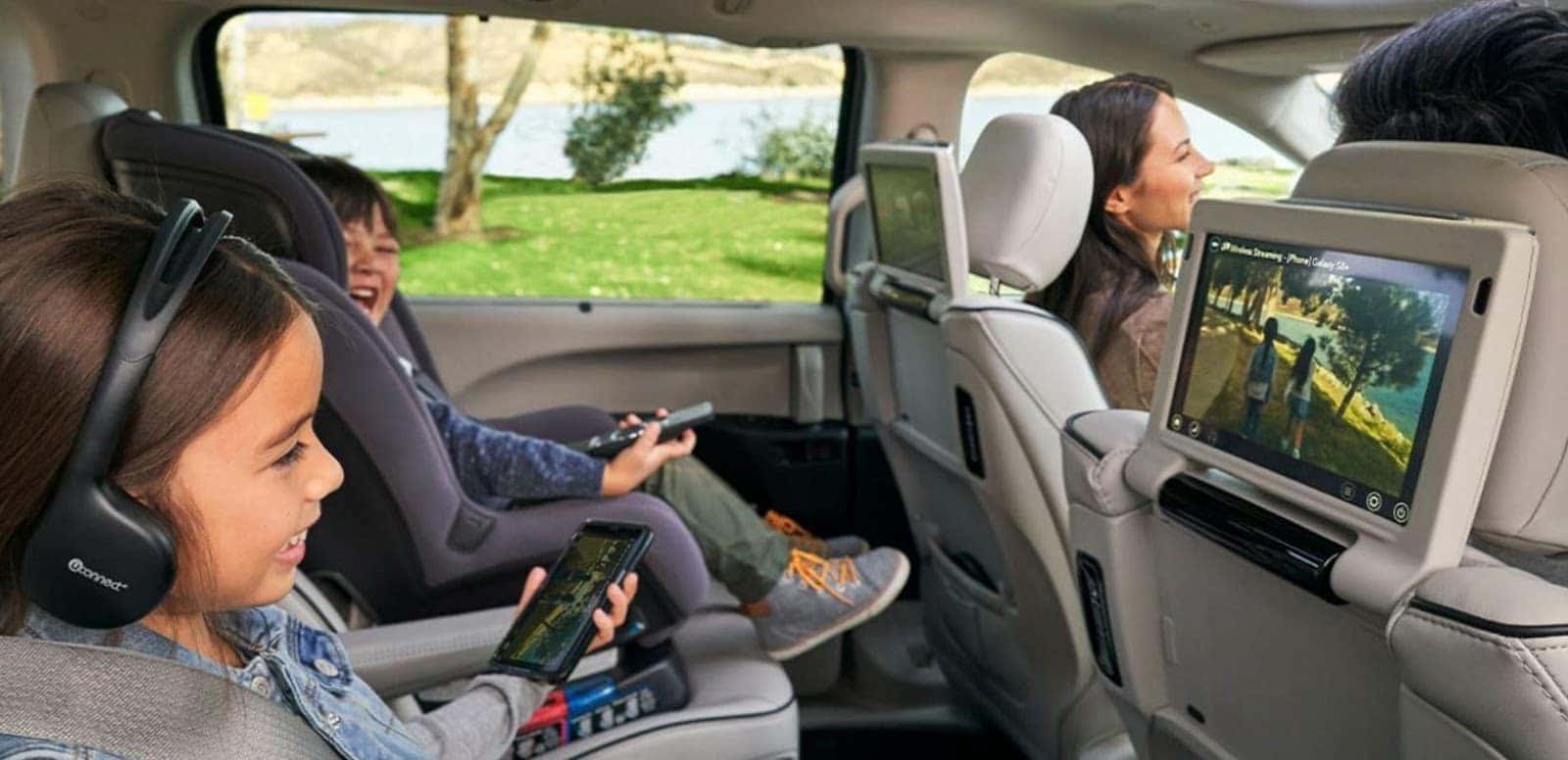 The 2019 Family Car Of The Year Is The 2019 Chrysler Pacifica