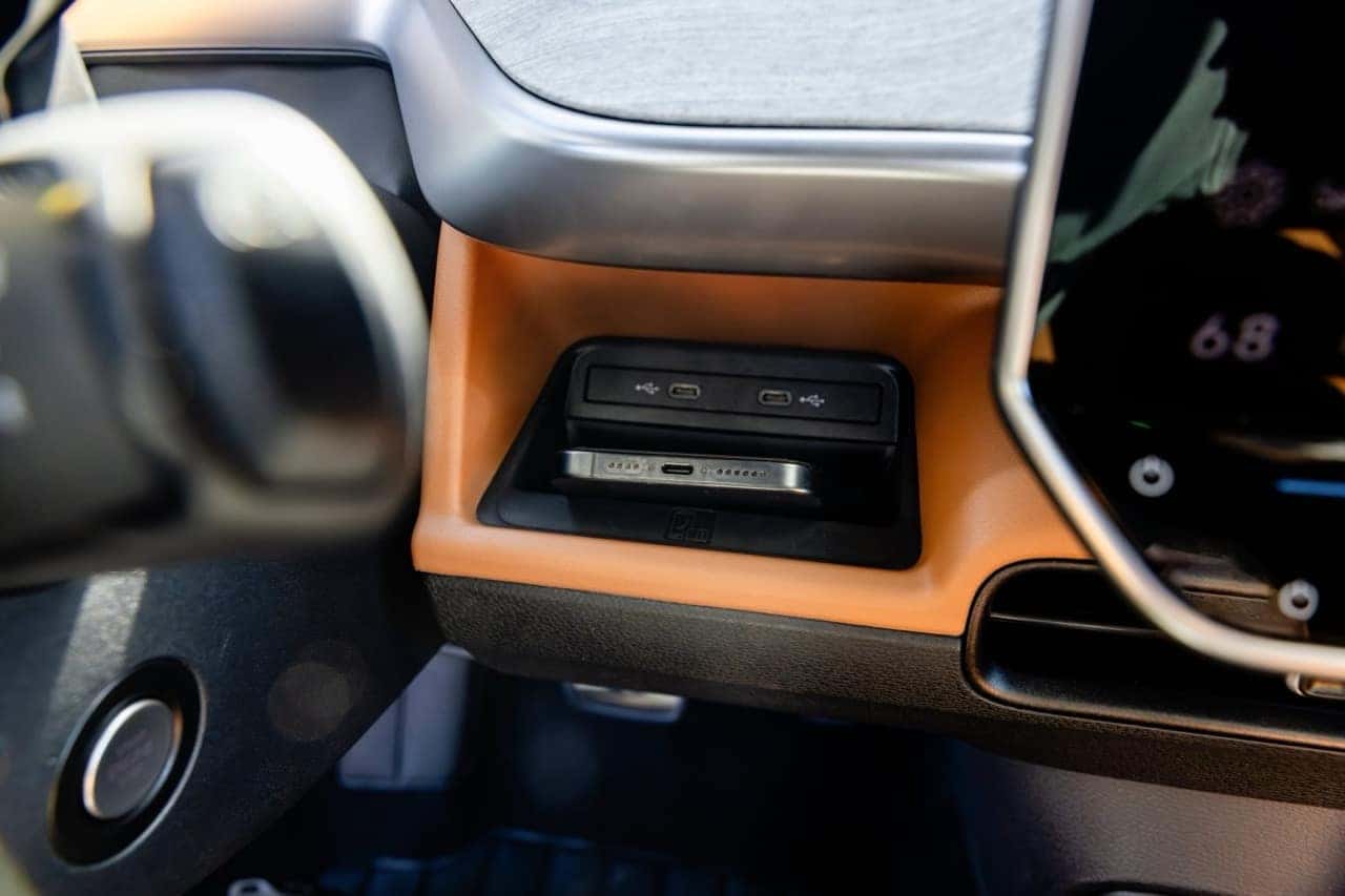 2025 Volkswagen ID. Buzz Interior WIRELESS</br>DEVICE CHARGING