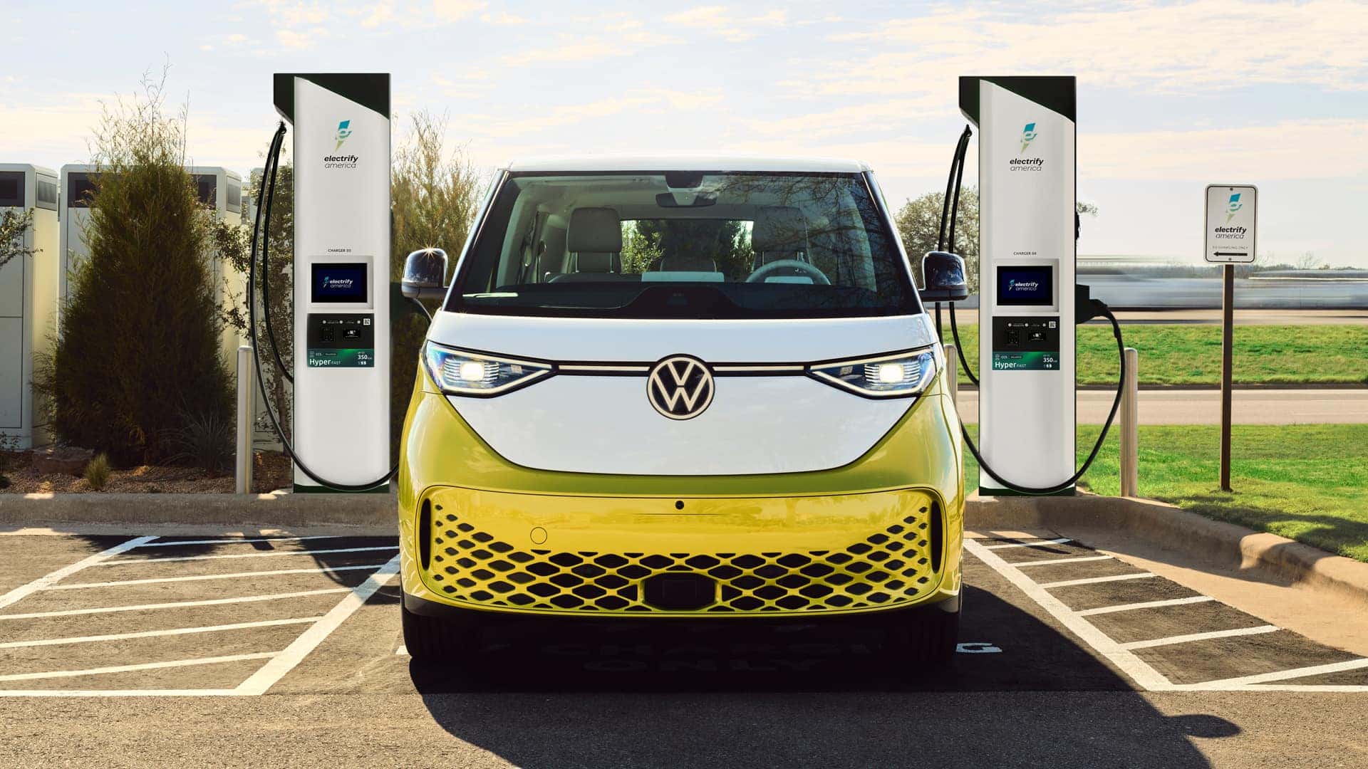 2025 Volkswagen ID. Buzz Interior PLUS SPEECH EV