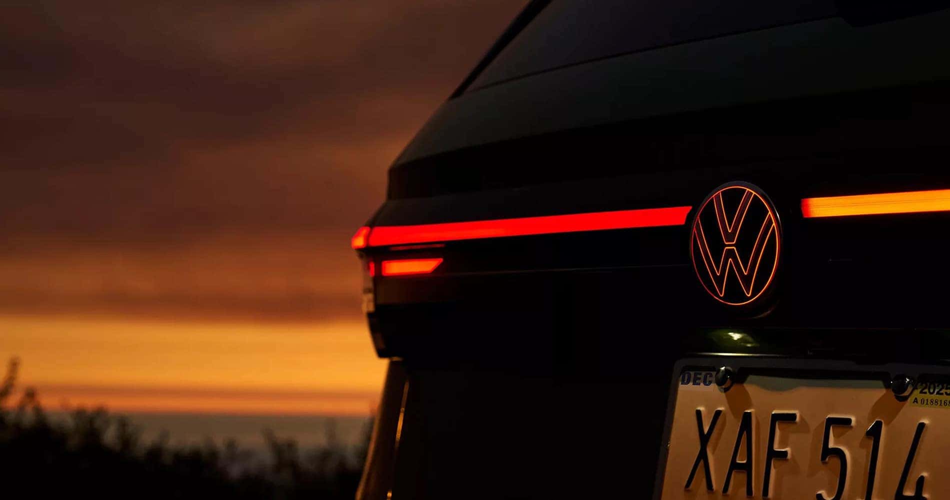 2025 Volkswagen Taos | TOWING & CARGO