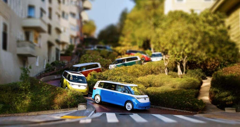 2025-VW-ID-BUZZ-IN-ALL-COLORS-on-Lombard-Street-in-San-Francisco