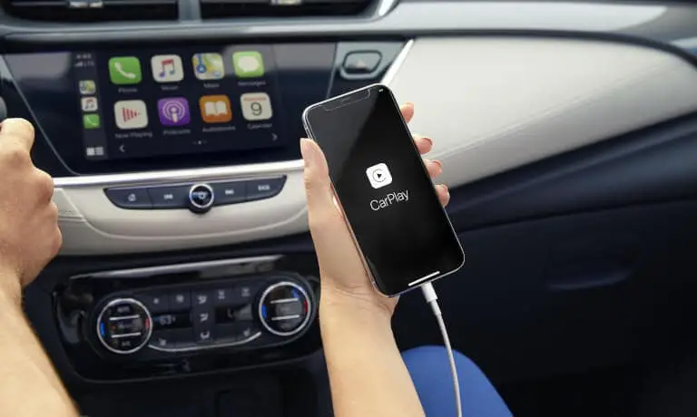 2020 Buick Encore GX connectivity features