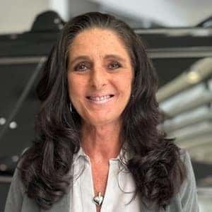 Julie  Montesano