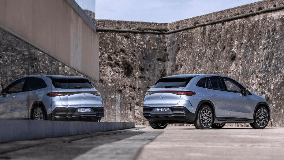Mercedes-Benz EQE Reflection