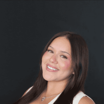 Evelyn  Andrade
