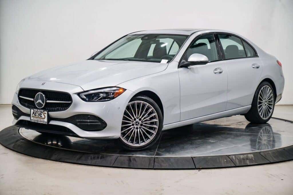 Pre-Owned Courtesy Vehicle 2026 Mercedes-Benz CLA 300 RWD Sedan