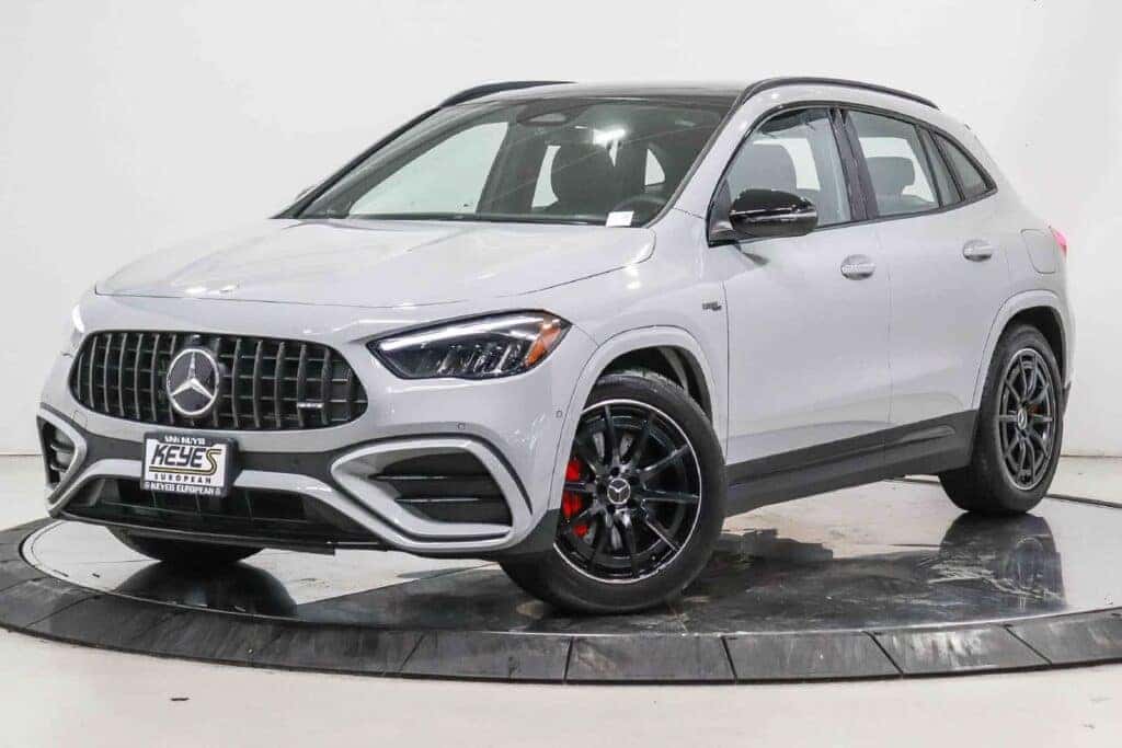 Pre-Owned Courtesy Vehicle 2026 Mercedes-Benz AMG® GLA 35 AWD 4MATIC®
