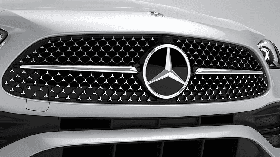 The grille of a Mercedes-Benz Certified Pre-Owned warranty vehicle
