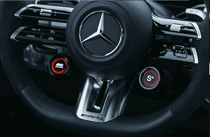 Steering wheel of the Mercedes-Benz GLE SUV