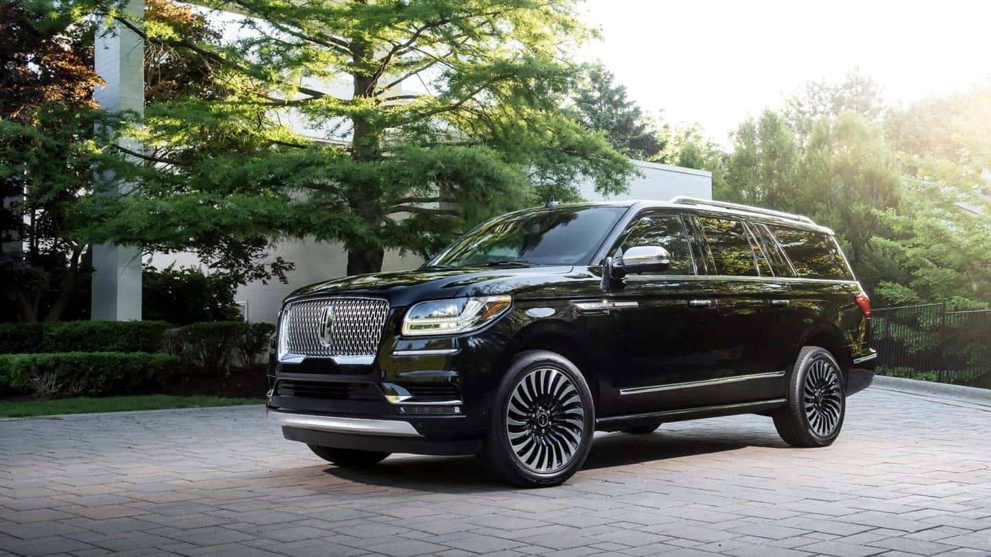 2019 Chevy Suburban Vs Cadillac Escalade Vs Lincoln Navigator