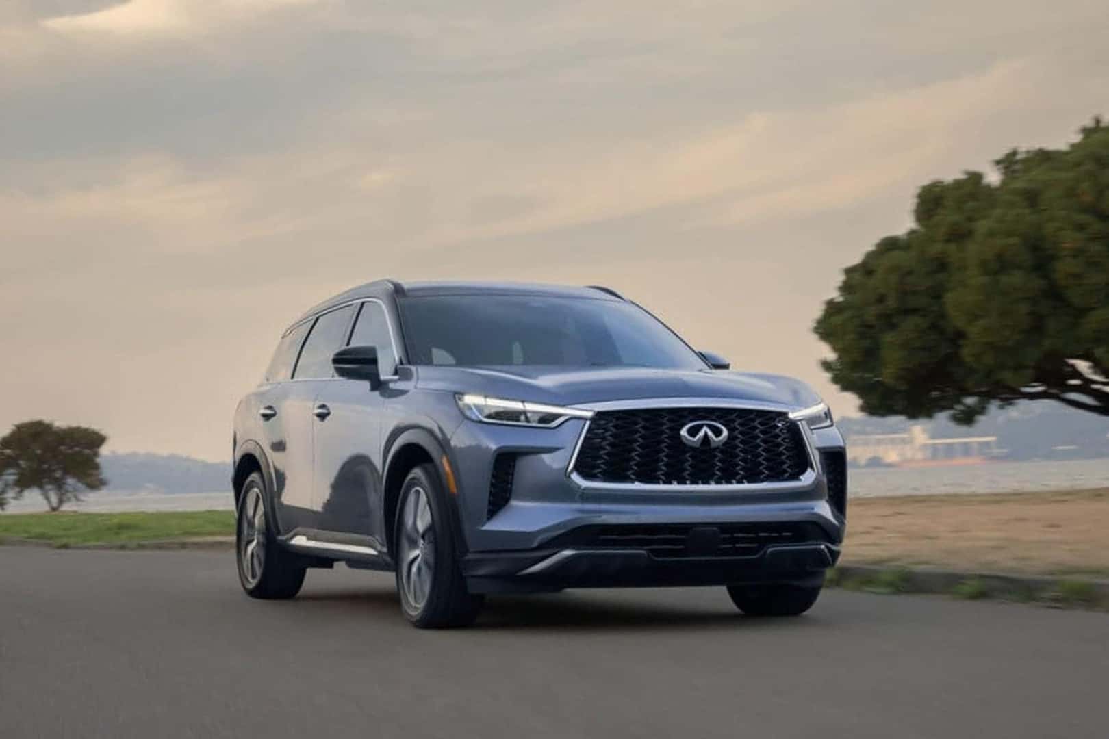2025 qx60 driving