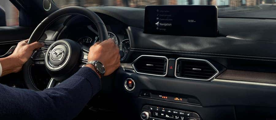 10.25-INCH SCREEN WITH MAZDA CONNECT