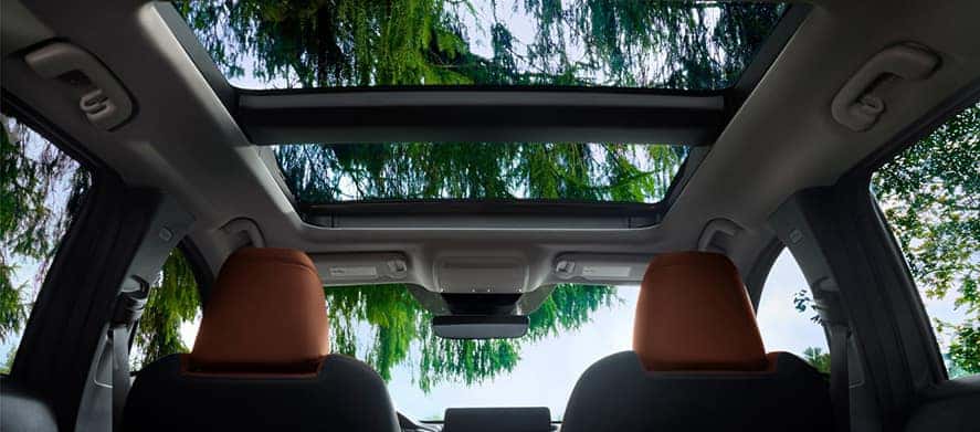 AVAILABLE PANORAMIC MOONROOF