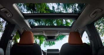 AVAILABLE PANORAMIC MOONROOF