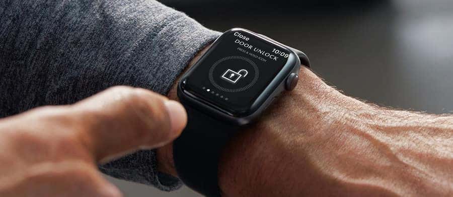 CONNECT WITH THE MYMAZDA APP