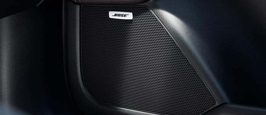 Listen to your music with complete clarity through the available 10-speaker Bose audio system.