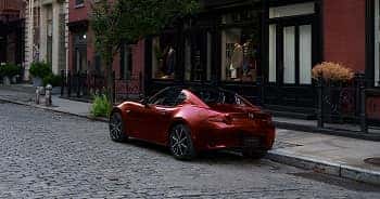 Retractable Fastback Roof