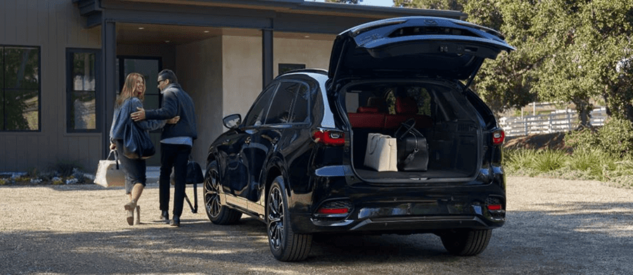 Available Hands-Free Liftgate