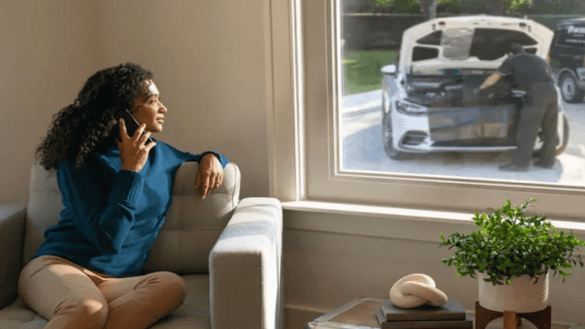 Schedule Mercedes-Benz service in Cutler Bay, FL, this summer