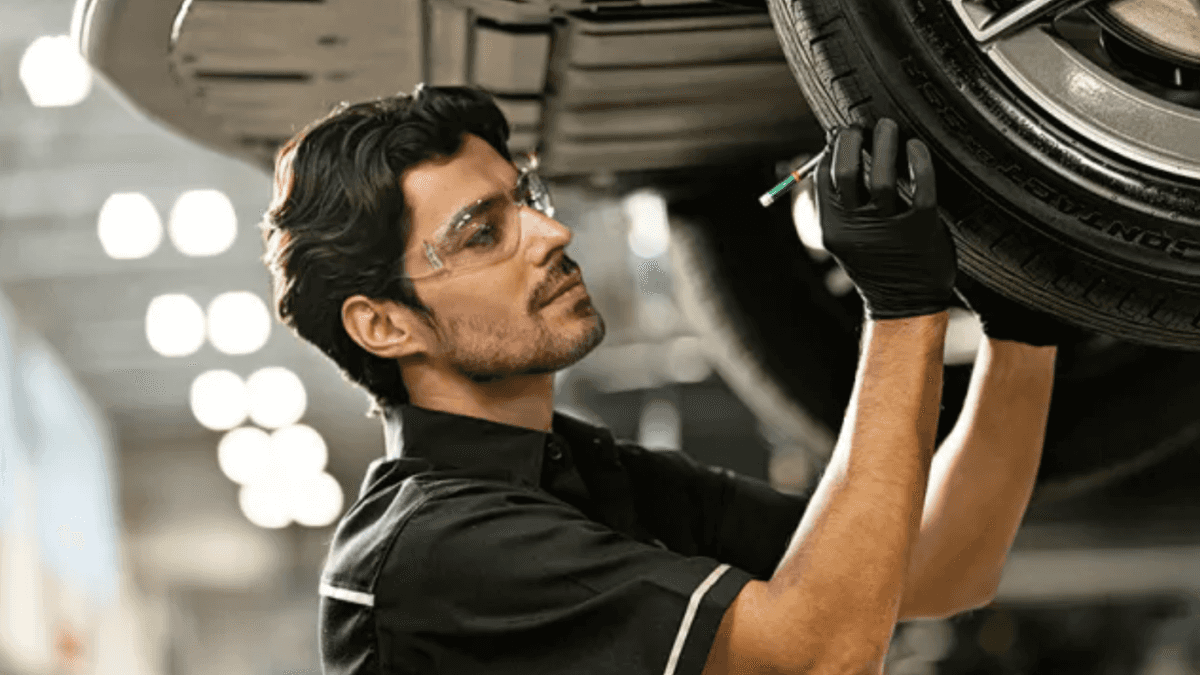 Mercedes-Benz Wheel Alignment Near Cutler Bay