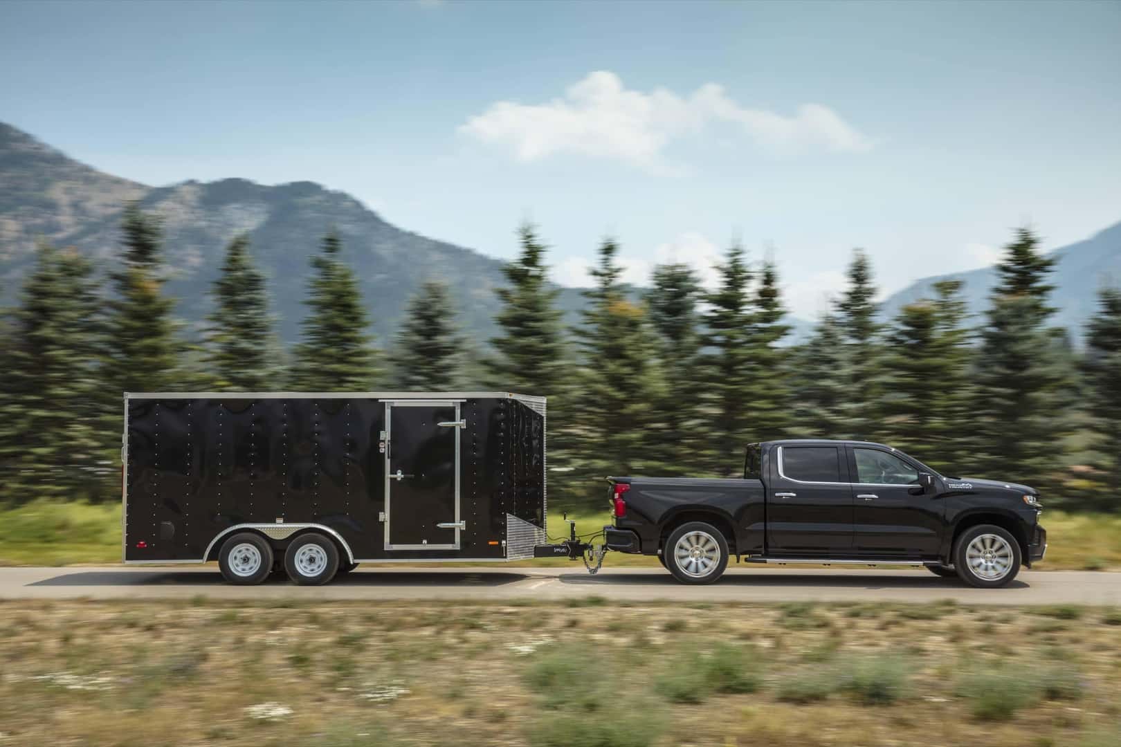 Chevy Silverado Introduces “See-Through” Trailer Feature - Miami