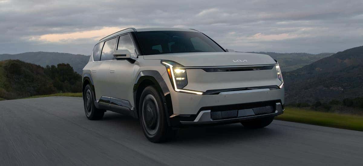 miami-lakes-automall-kia-ev9-new-standard-features-2025