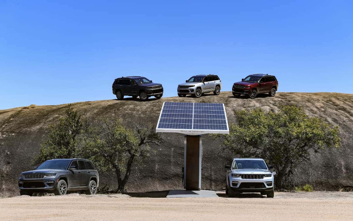 Jeep Grand Cherokee family 2024