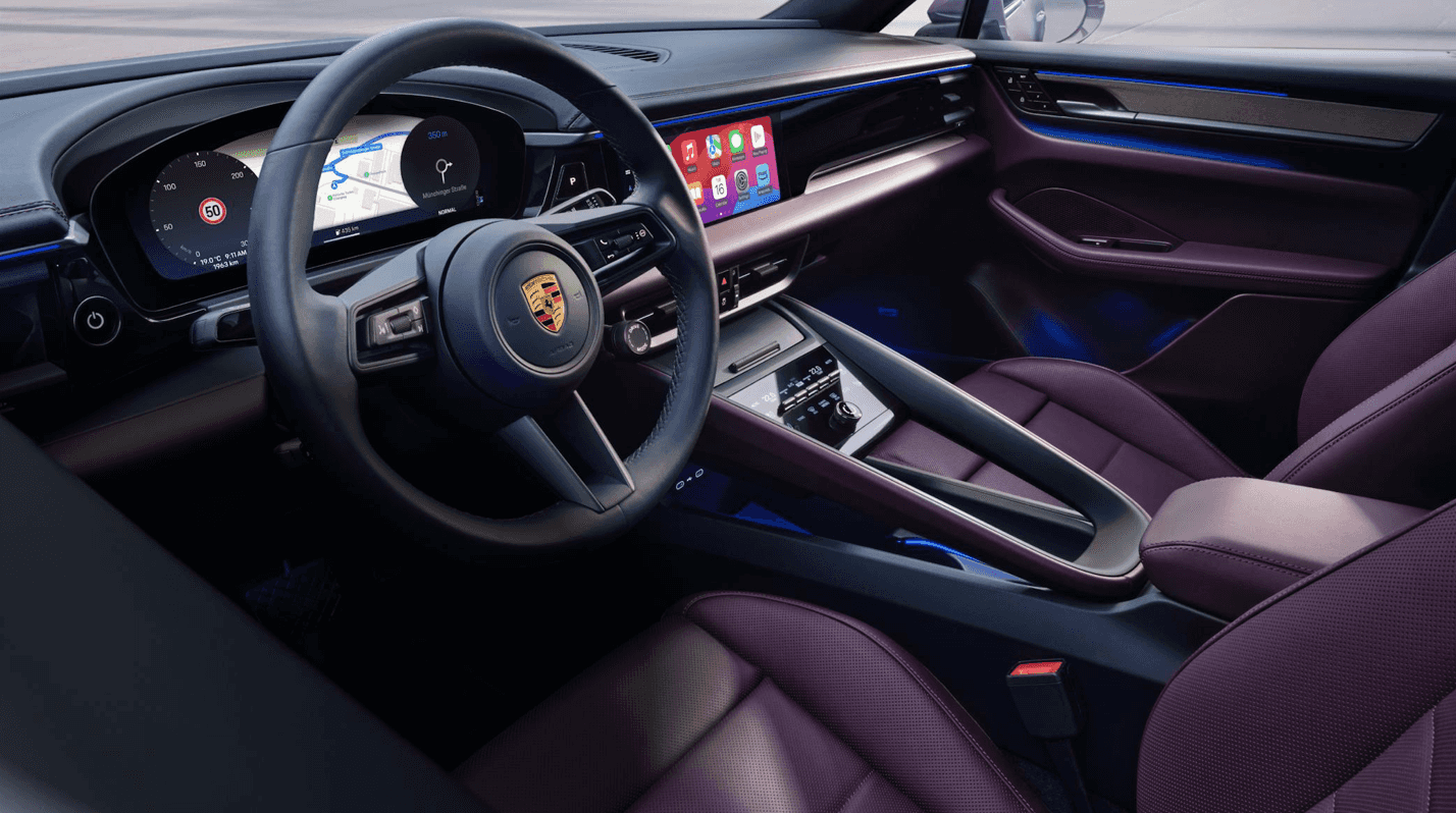 2025 Porsche Macan Interior