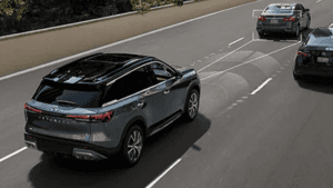 INFINITI Forward Emergency Braking with Pedestrian Detection 