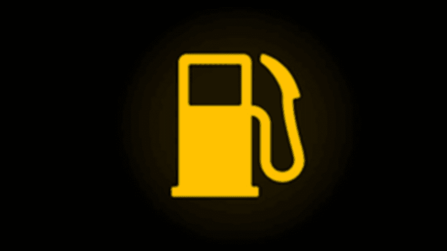 INFINITI Low Fuel Warning
