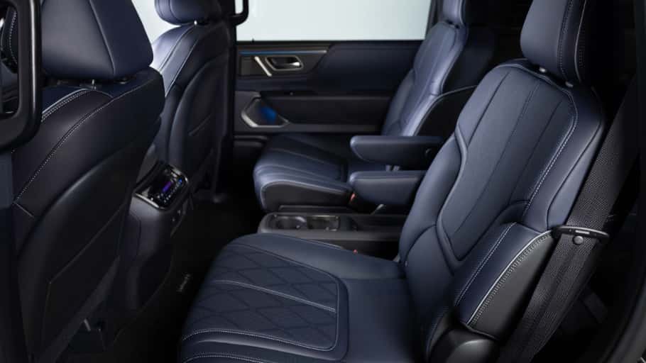 2025 INFINITI QX80 Interior Rear Seating