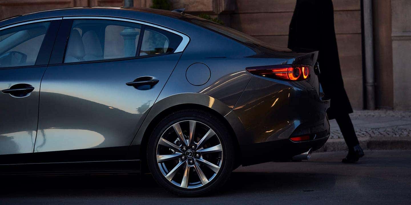 Mazda 3 2014 tire size