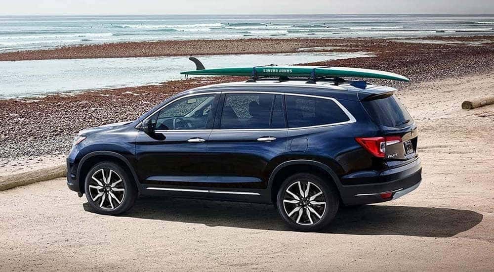 2019 Honda Pilot Parked at Beach