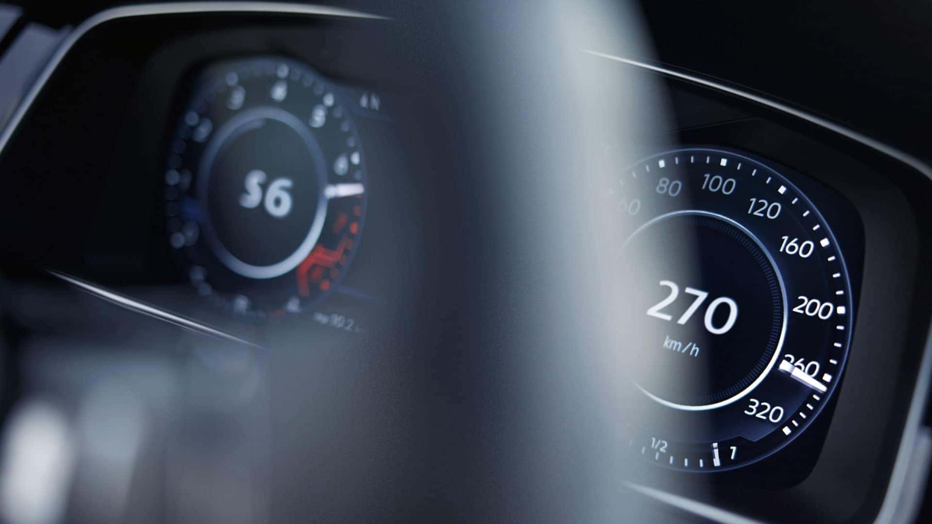 2019 VW Golf R digital cockpit