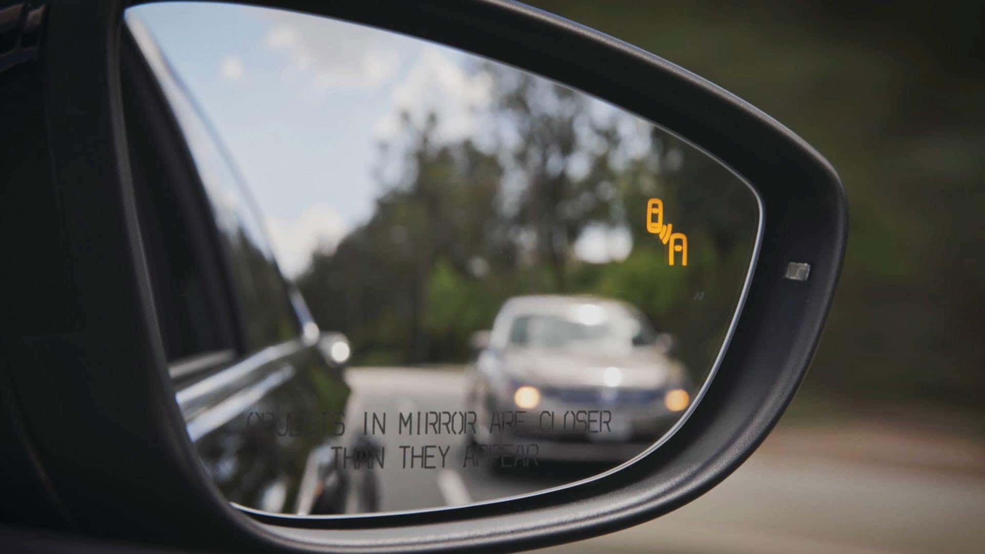 2019 VW Passat blind spot detection